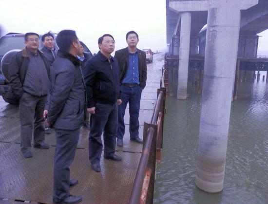 南昌市委常委、副市長劉建洋蒞臨昌南大道東延工程項(xiàng)目現(xiàn)場檢查指導(dǎo)工作