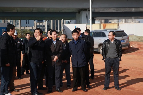 副市長宋鈾一行調(diào)研我司昌南大道、洪都大道快速路改造項目